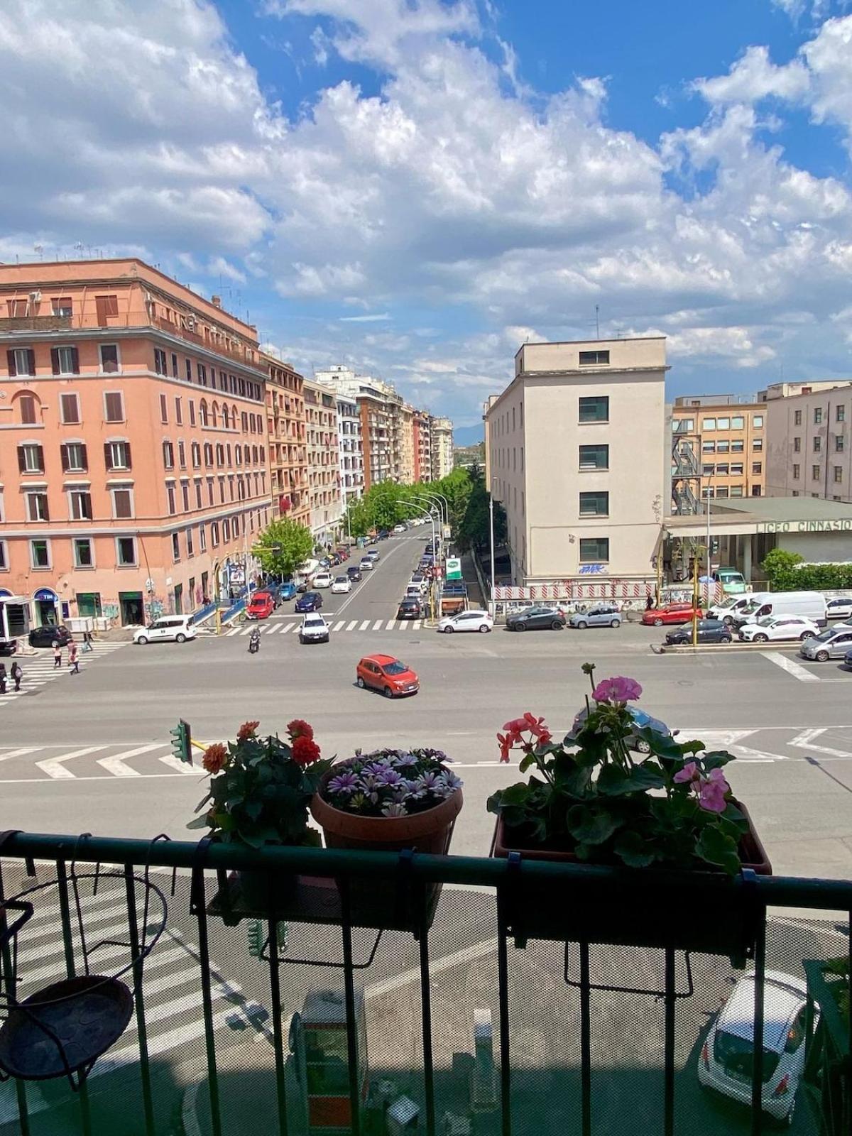 Apartment Myhomeinrome - Zona Re Di *